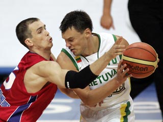 Сборная России по баскетболу проиграла в матче на Суперкубок федераций команде Литвы