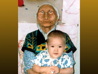 На звание старейшего жителя Земли может претендовать Варвара Семенникова из Якутии, которая в мае 2007 года справила свое 117-летие