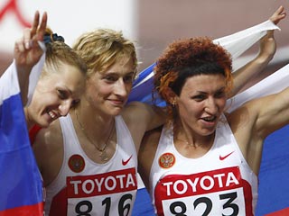Татьяна Лебедева, Людмила Колчанова и Татьяна Котова заняли весь пьедестал в соревнованиях по прыжкам в длину