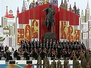 Московские власти, готовясь отпраздновать в наступающие выходные День знаний и День города, предупреждают об ограничении автомобильного движения в центре столицы