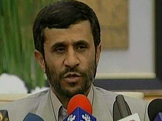 Ахмади Нежад: Запад начинает понимать, что Иран не откажется от ядерной программы