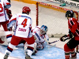 В воскресенье в Ванкувере состоялась последняя, восьмая встреча молодежных сборных России и Канады в рамках хоккейной "Суперсерии-2007"