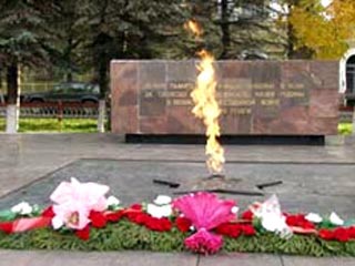 В Вологде осквернили монумент "Вечный огонь", что привело к взрыву газа