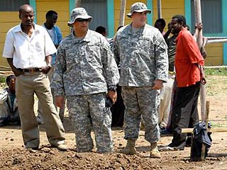 Пентагон борется с терроризмом в Африке: строит туалеты и завоевывает "умы и сердца" эфиопцев