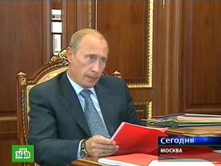 Путин приказал убрать из "Справедливой России" уголовников