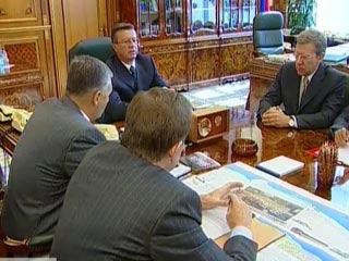 Новый премьер-министр Виктор Зубков проводит последнее заседание старого правительства