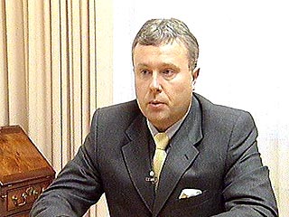 Миллиардер Лебедев "по собственной инициативе" отказался участвовать в думских выборах 