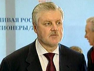 Спикер Совета Федерации Сергей Миронов считает, что премьер-министр Виктор Зубков может баллотироваться в президенты в 2008 году, если новое правительство добьется успехов в своей работе