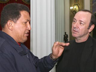 Американский актер Кевин Спейси, обладатель двух "Оскаров" за роли в фильмах "Красота по-американски" и "Подозреваемые лица", встретился в понедельник с президентом Венесуэлы Уго Чавесом, известным своими антиамериканскими взглядами