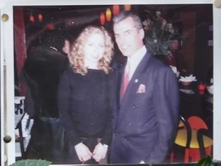 Фотография дочери экс-президента, которой сейчас 27 лет, была сделана хозяином ресторана, расположенного в Гринвич Вилладж, богемном квартале Нью-Йорка, около пяти лет назад