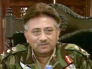 Действующий глава Пакистана генерал Первез Мушарраф подал в четверг официальную заявку на участие в предстоящих 6 октября президентских выборах