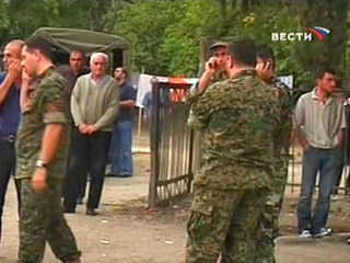 В расположении воинской части в окрестностях Тбилиси, где дислоцирована 4-я бригада министерства обороны Грузии, вечером в четверг произошла стрельба
