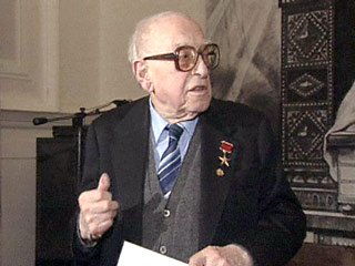 Известному художнику-карикатуристу Борису Ефимову исполнилось 107 лет