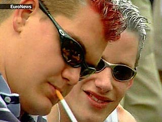 Британия повысила табачный ценз: сигареты молодым людям будут продавать с 18 лет