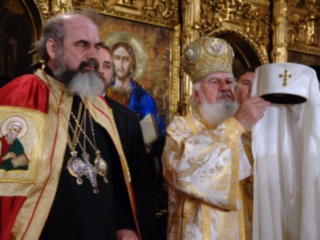 В Бухаресте состоялась интронизация Патриарха Румынского Даниила
