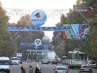 Главным событием саммита Евразийского экономического сообщества в Душанбе должно стать оформление тройcтвенного Таможенный союз стран &#8212; Белоруссия, Россия и Казахстан