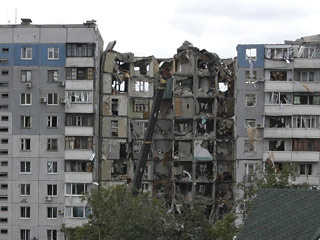 Девять из десяти погибших в результате взрыва газа в многоэтажном жилом доме в Днепропетровске уже опознаны, устанавливается личность еще одной женщины возрастом около 30 лет