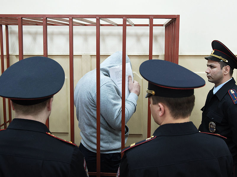 Один из обвиняемых в убийстве политика Бориса Немцова - Темирлан Эскерханов, прочитав все 67 томов уголовного дела, отказался подписать протокол ознакомления с материалами, заявив через своего адвоката, что не понял, какую роль в этом преступлении инкриминируют ему лично