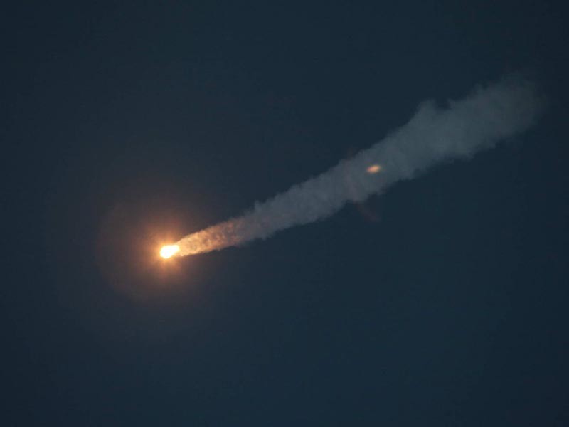 Минобороны рапортовало об спешном выведении на орбиту нового спутника, который запустили с помощью ракеты "Рокот" с космодрома Плесецк