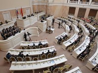 Парламент Петербурга не захотел обсуждать обращение к губернатору против "моста Кадырова"