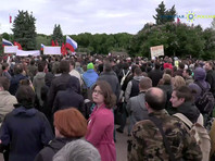 В Петербурге прошел митинг против присвоения мосту имени  Ахмата Кадырова