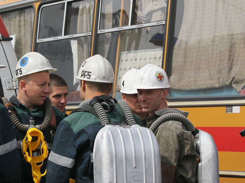 В Кузбассе эвакуируют горняков из шахты "Есаульская-2"