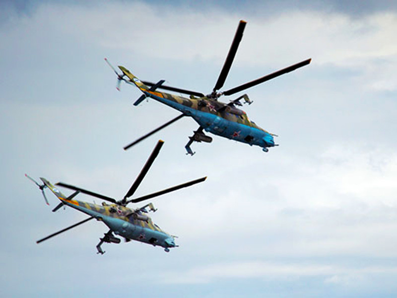 В Калининградской области начались летно-тактические учения смешанной вертолетной эскадрильи морской авиации Балтийского флота, в которых принимают участие более 10 экипажей ударных и военно-транспортных вертолетов Ми-24 и Ми-8