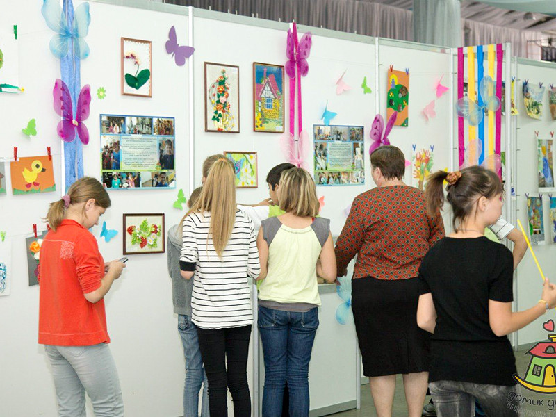 Министерство социально-демографической и семейной политики Самарской области запретило подопечным местного молодежного пансионата участвовать в выставке "Мы - есть!"
