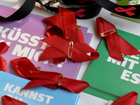 По данным ООН, численность ВИЧ-положительных в России превысила миллион человек и болезнь уже привела к смерти 200 тысяч человек в стране