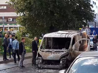 По версии следствия, 8 сентября в районе перекрестка улиц Вишневой и Тушинской в ходе движения автомобиль инкассации "Альфа-Банка" загорелся