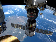 Последний  "Союз" старой серии доставил экипаж МКС на Землю