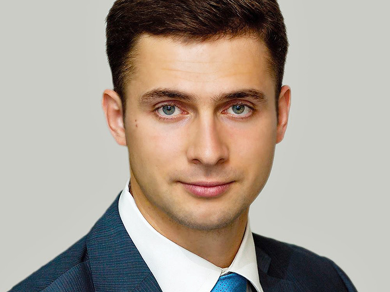 Владимир Кириенко, сын бывшего премьер-министра России и нынешнего главы корпорации "Росатом", назначен на пост старшего вице-президента по развитию и управлению бизнесом "Ростелекома"