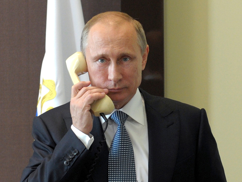 Путин по телефону обсудил ситуацию в Сирии и на Украине с Меркель и Олландом