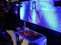 В египетском Шарм-эш-Шейхе вечером 30 октября почтили память жертв катастрофы A321 траурным шествием со свечами