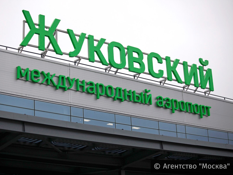 Россия и Таджикистан решили не останавливать авиасообщение