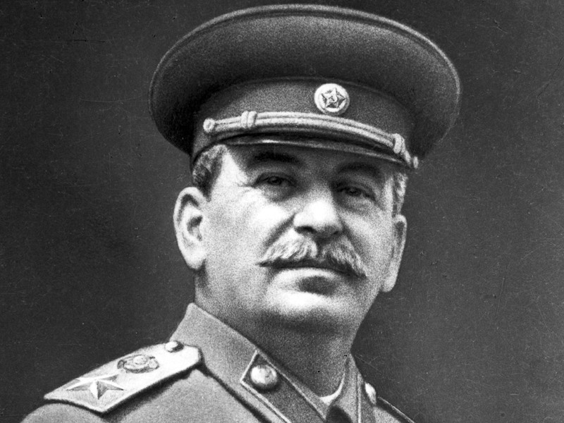 Поклонники Сталина в Новосибирске заказали бюст любимого вождя и нашли места для его установки