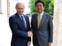 "Японцы возлагают огромные надежды на этот визит, первый официальный визит российского президента в Японию за 11 лет. Я должен сказать что наш народ искренне желает, чтобы два лидера, Владимир Путин и Синдзо Абэ смогли обсуждать все вопрос