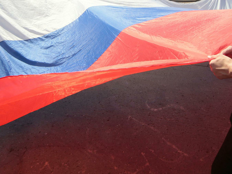 Волгоградская прокуратура снова поручила полиции расследовать сбор мусора в российский флаг