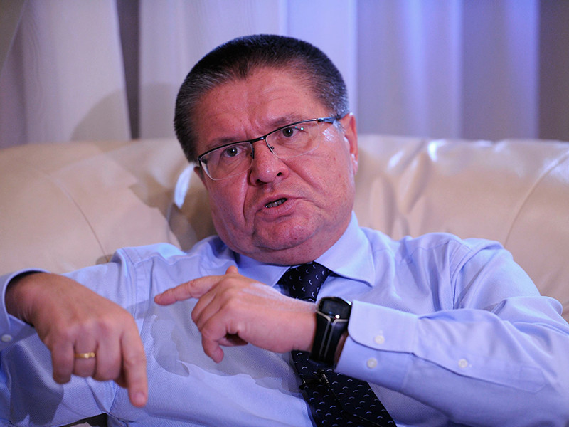 Министр Улюкаев - единственный фигурант дела о взятке, сообщил источник ТАСС