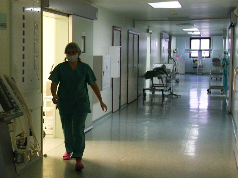 В Якутии 21 воспитанник интерната лицея для одаренных детей попал в больницу с отравление