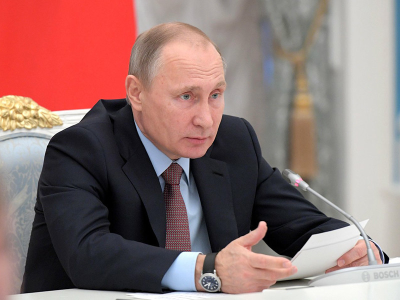 Президент России Владимир Путин заявил о провале попыток создать однополярный мир