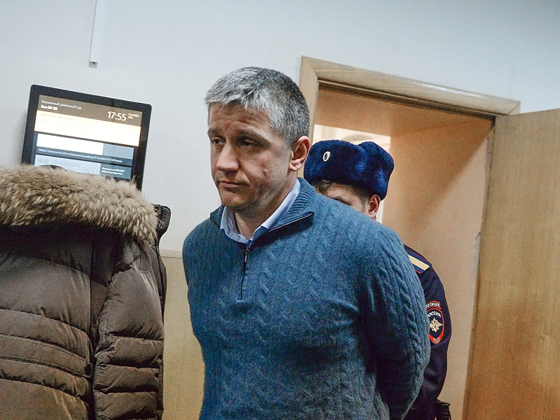 Басманный суд Москвы в среду, 21 декабря, постановил перевести бывшего главу компании "Русгидро" Евгения Дода из СИЗО под домашний арест
