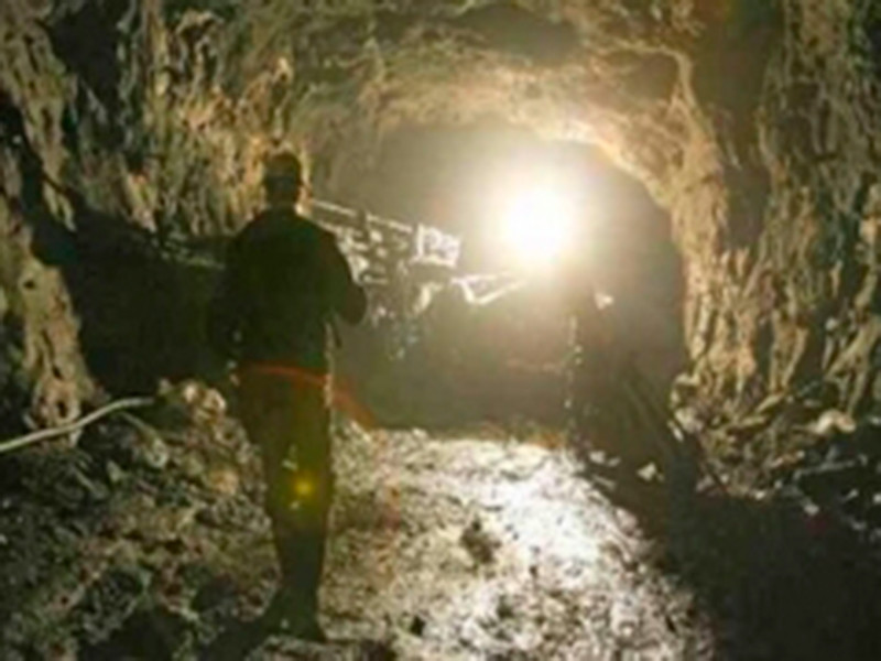 На Алтае при обрушении шахты погиб горняк