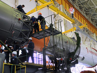 Аварию при выводе на орбиту корабля "Прогресс МС-04" могли спровоцировать технические проблемы на борту корабля, а не ракеты-носителя, сообщил в субботу источник "Интерфакса" на космодроме "Байконур"