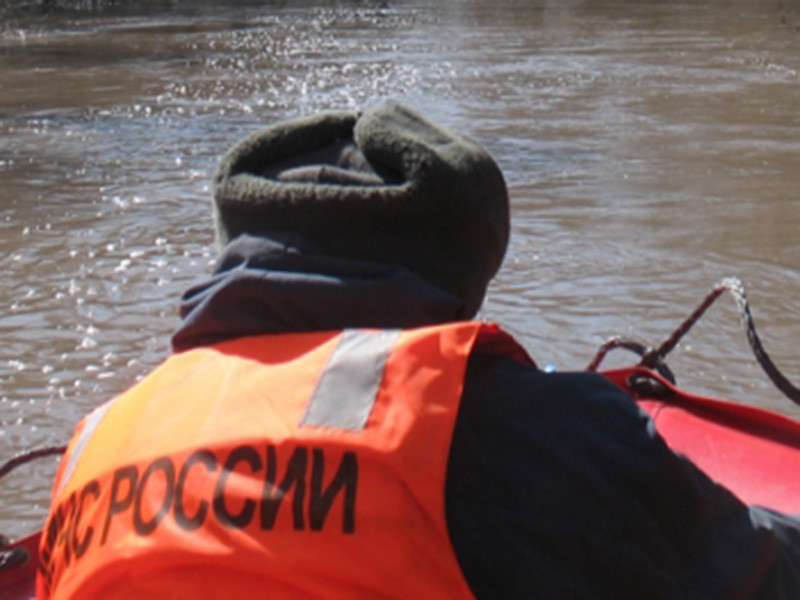В Краснодарском крае на реке пропали четверо подростков. Одного спасателям удалось выловить из воды. Найдено еще одно тело, двоих ищут