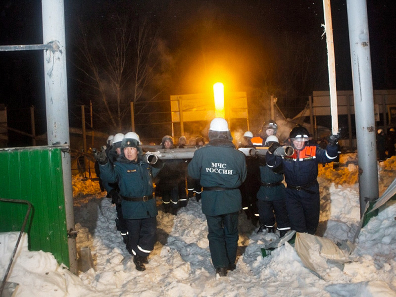 В Новосибирской области после обрушения крыши конного клуба, в результате чего погибли два человека, задержан руководитель организации, сообщает региональное Следственное управление Следственного комитета РФ