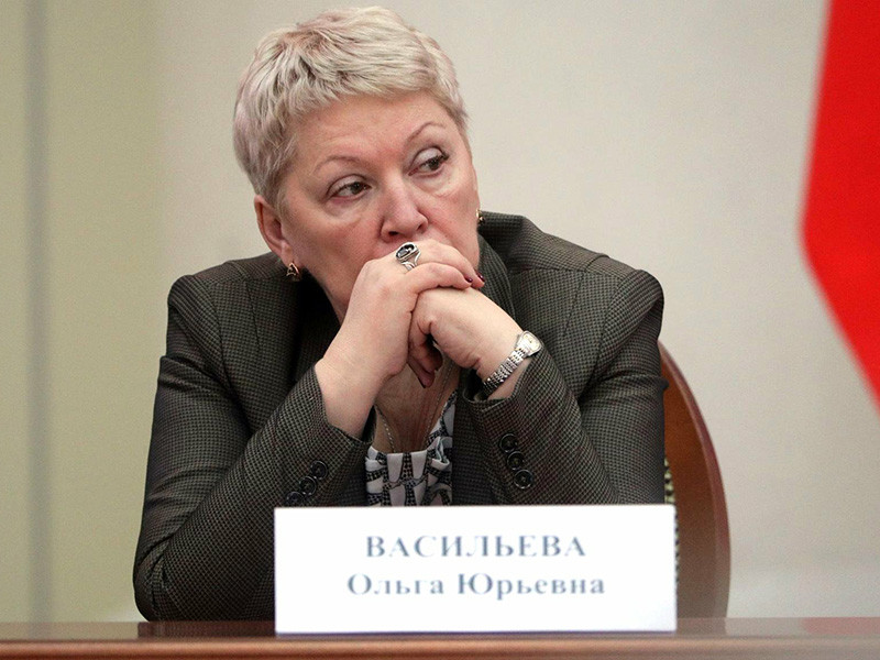 Случаи сексуальных домогательств в российских школах не могут быть массовыми, заявила глава Минобрнауки Ольга Васильева на пресс-конференции во вторник, 24 января