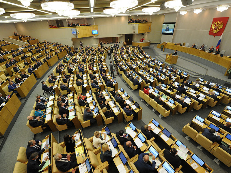 Депутаты Госдумы в первом чтении приняли законопроект о декриминализации семейных побоев и переводе их в разряд административных правонарушений