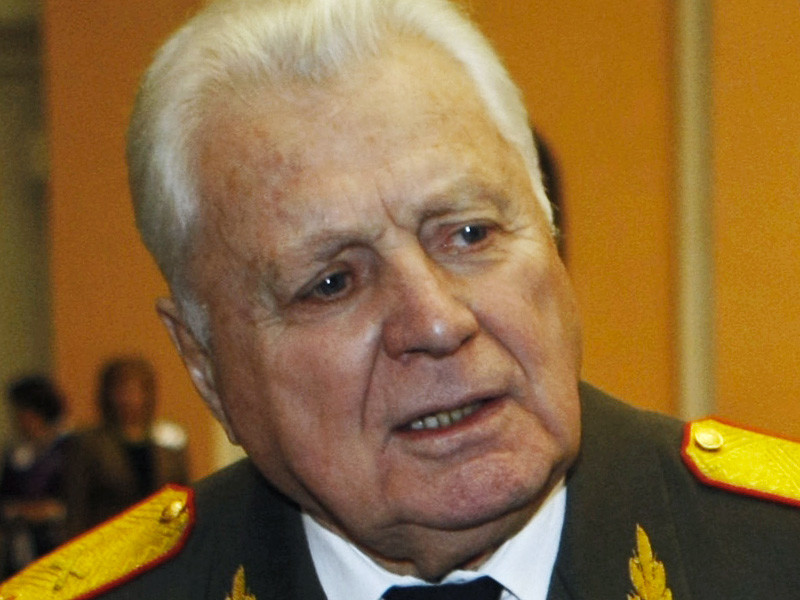 В Москве на 90-м году жизни скончался видный советский и российский военачальник маршал артиллерии Владимир Михалкин