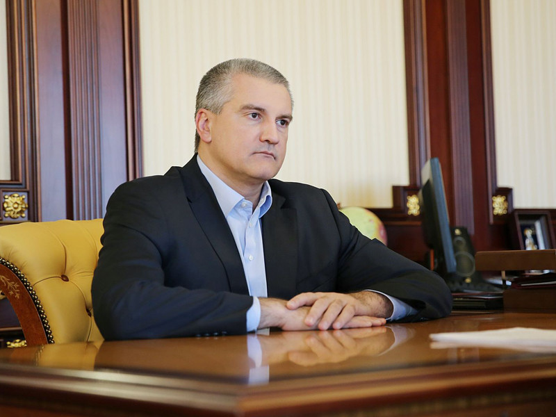 Глава Крыма Сергей Аксенов 31 января больше трех часов отвечал на вопросы суда, обвинения и защиты в Верховном суде республики
